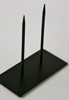 Sokler og Tilbehør, stål sokkel 10x20 cm m/ 2 pinner.nr 0244