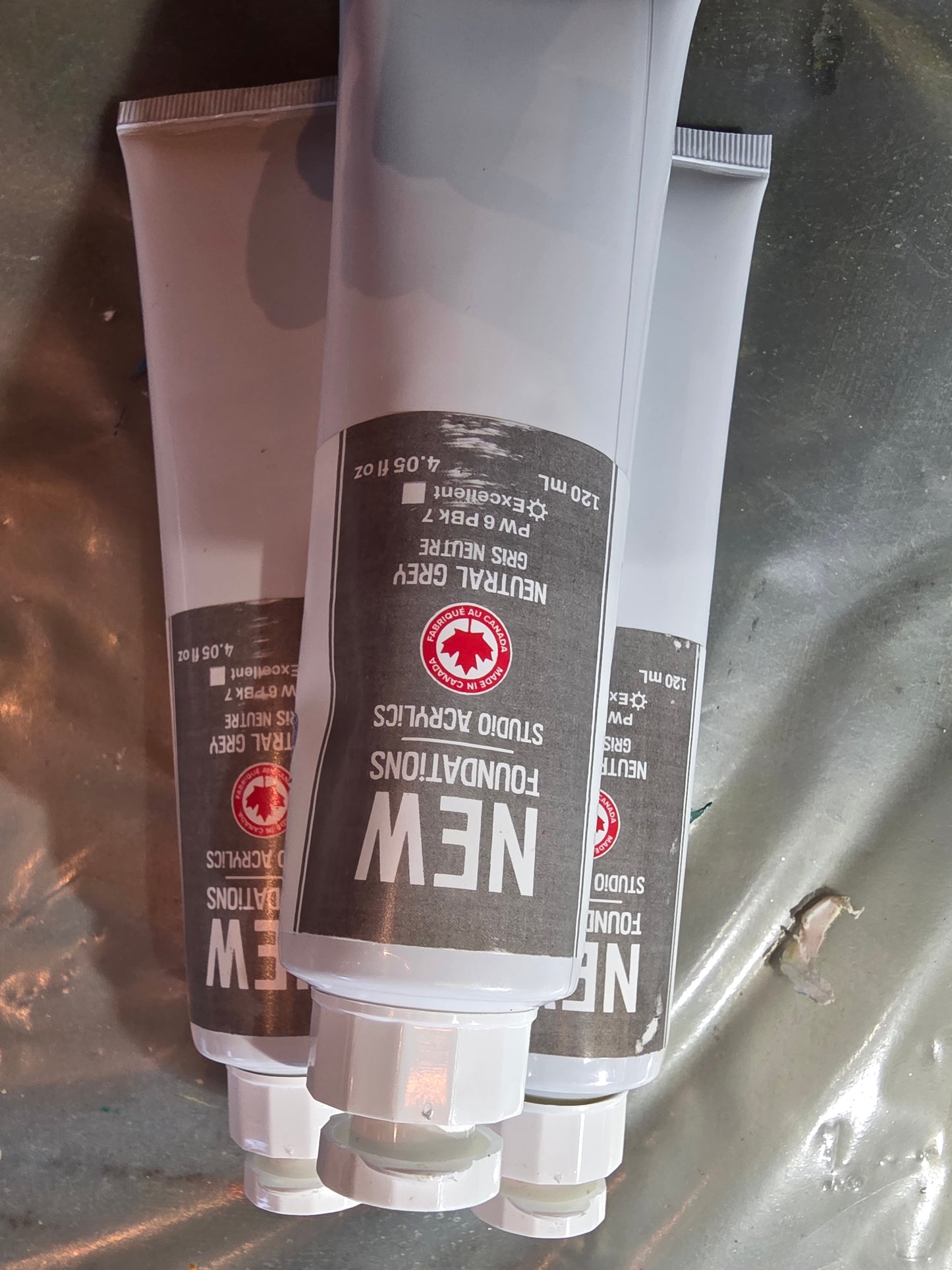 Tri-art: TA37548	New Foundations Acrylic	Neutral Grey	120mL